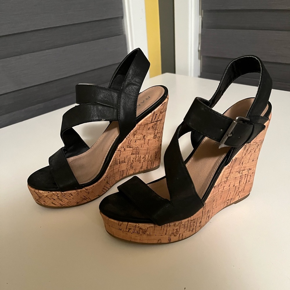 Rampage Helman Black Strappy Wedge Sandals Size 6.5